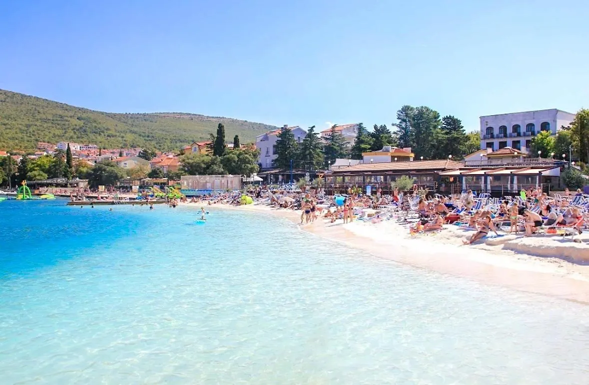 Apartments Selce Tia